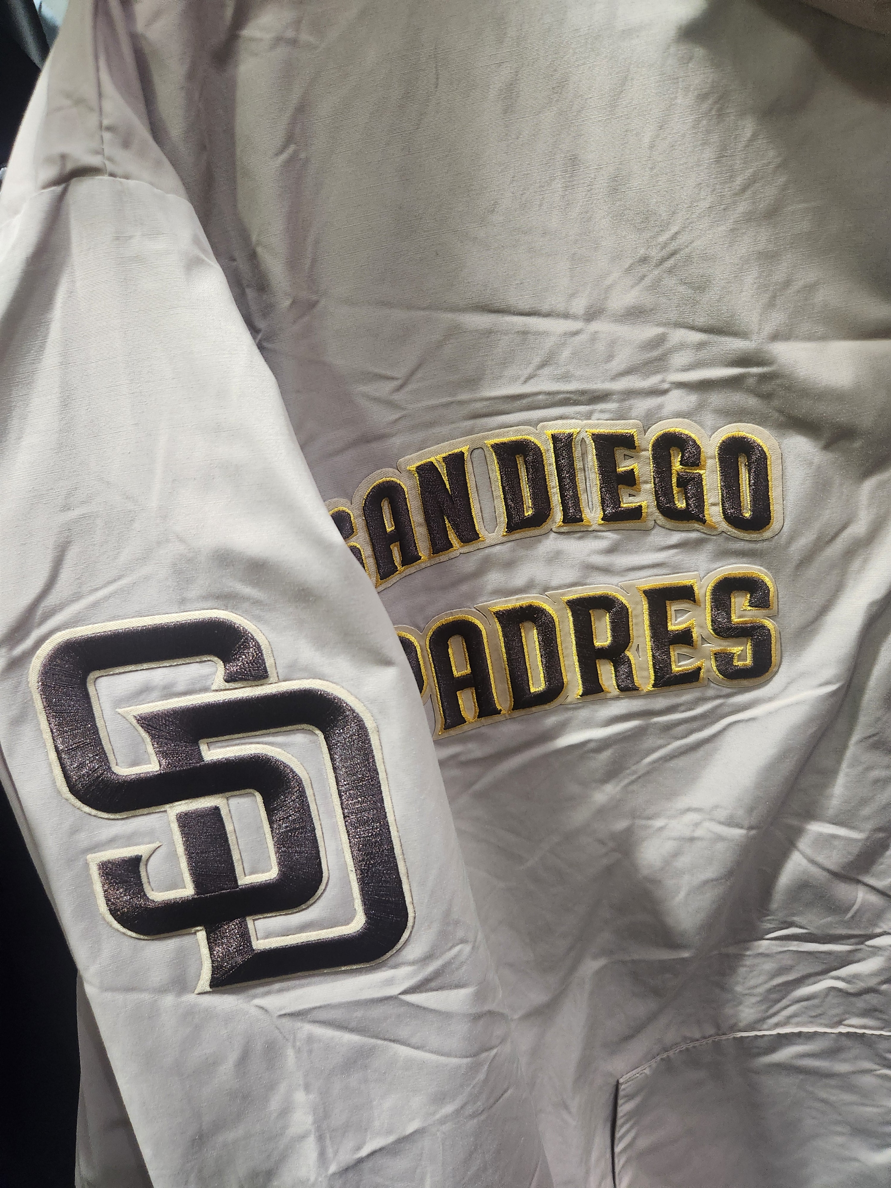 Pro Standard Padres Windbreaker